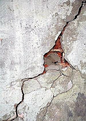 Những sai lầm phổ biến khi không kiểm định chịu lực định kỳ - ảnh minh họa 1